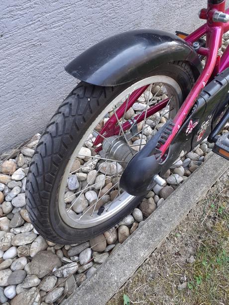 Dievčenský bicykel, dema,16