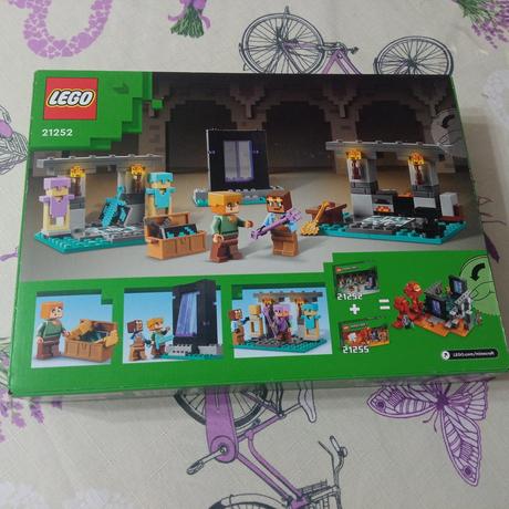 Minecraft lego zbrojnica, 