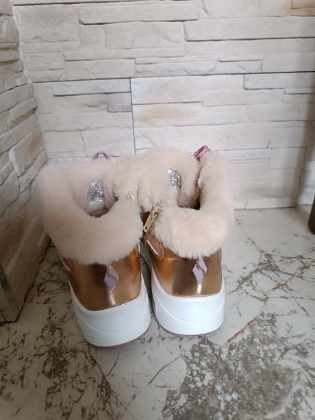 Prechodno -zimná obuv, skechers,34