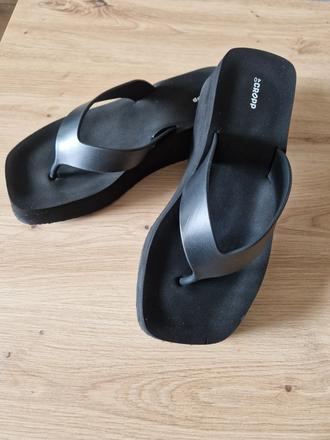 Šľapky - 40               2+1 zadarmo, 40