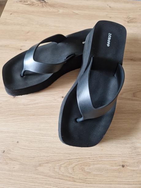 Šľapky - 40               2+1 zadarmo, 40