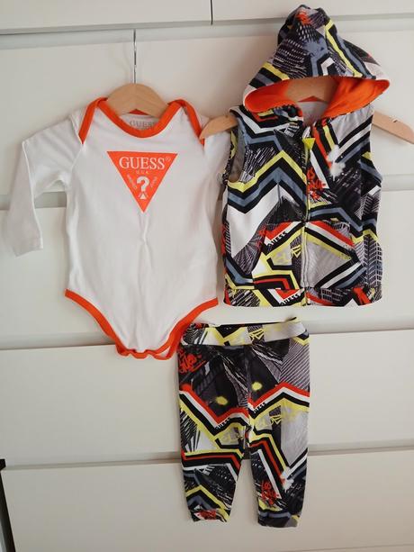 Suprava,set guess nohavice+body+vesticka, guess,80
