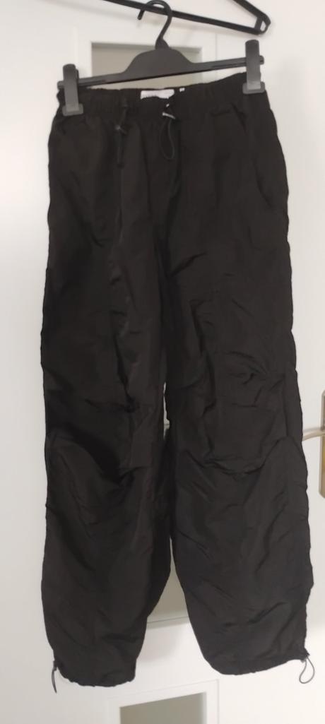 Šuštiakové široké nohavice, bershka,xs