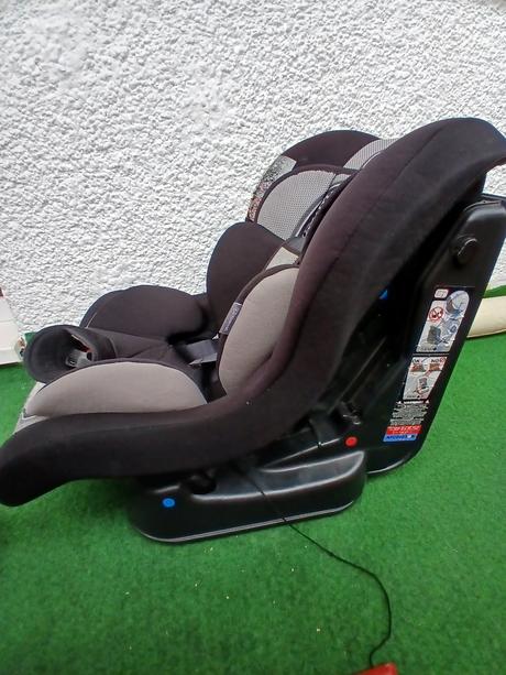Polohovateľná autosedačka, nania