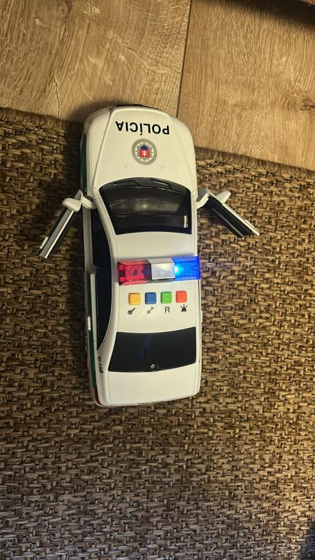 Veľké policajné auto zvuky+sveti, 