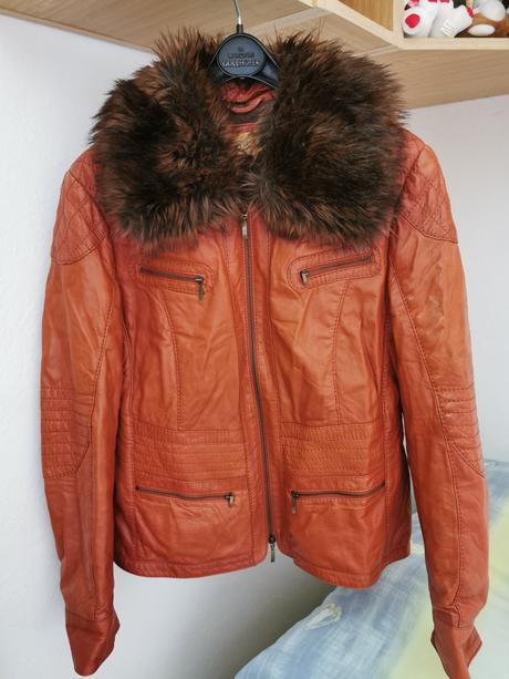 Kozenka, prava koza, 42