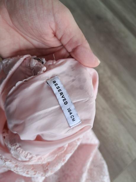 Na príležitosť, reserved,164