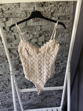 H&m body v.s, h&m,s