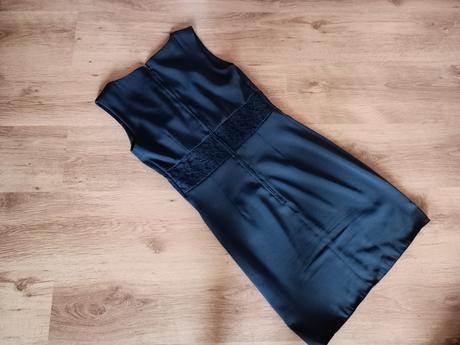 Dámske púzdrové šaty, s