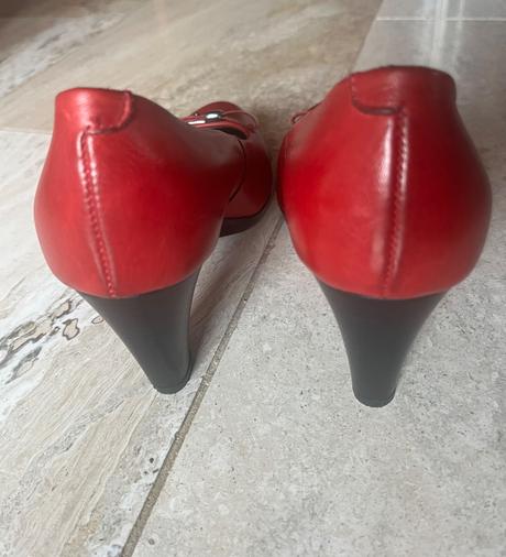 Červené kožené lodičky 37, lasocki,37