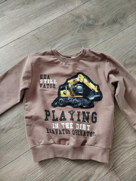 Blikajúca mikinka, 98