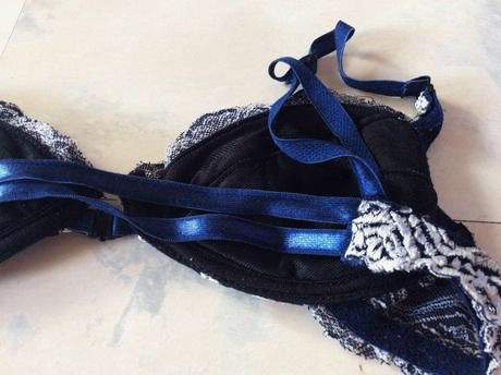 Podprsenka-vpredu zapínanie 70a/b, 70a