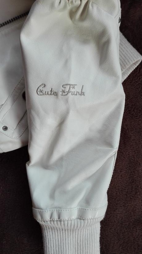 Frajerská bundička, 104