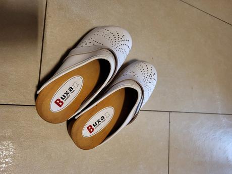 Biele dreváčiky-nenosené, 33