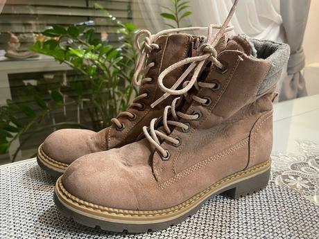 Kotnikove topanky, graceland,37