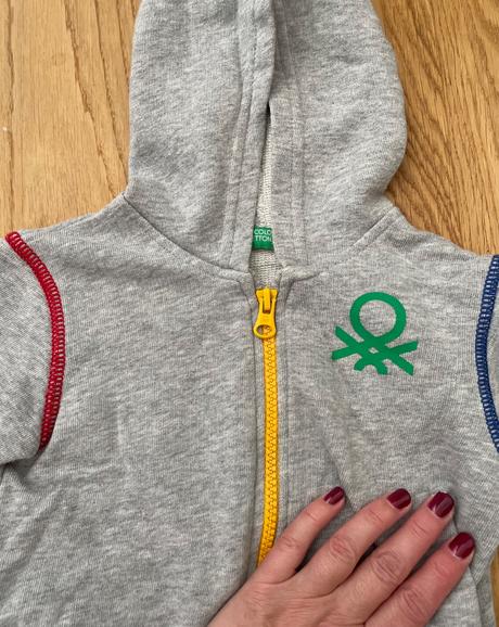 Benetton mikina s kapucnou, benetton,80