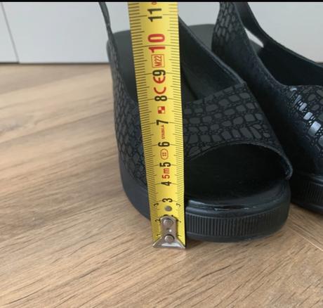 Dámske čierne sandále na platforme, 39