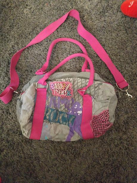 Taška do ruky či cez pleco, 