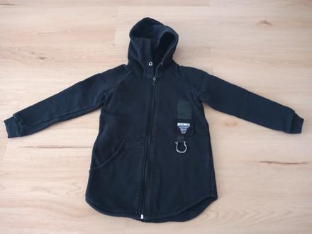 Čierna mikina genting, 110