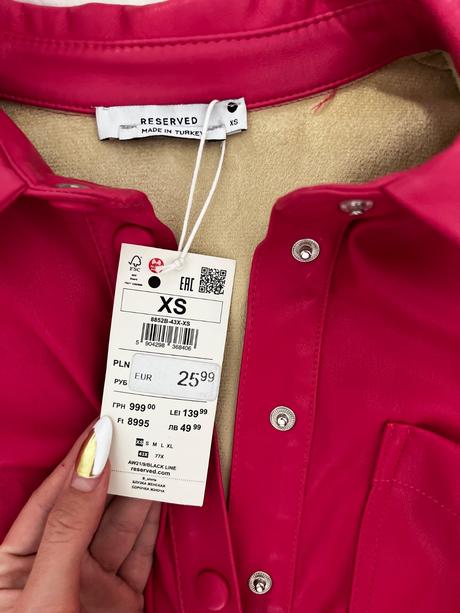 Košela, reserved,xs