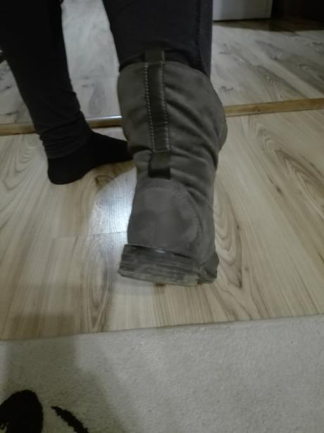 Semišove,kotnikove, deichmann,37