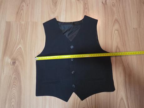 Slávnostný komplet, 146