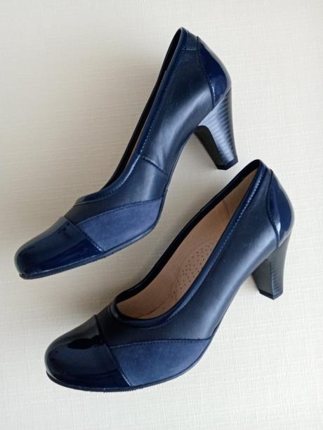 Lodičky z pravej kože, 37