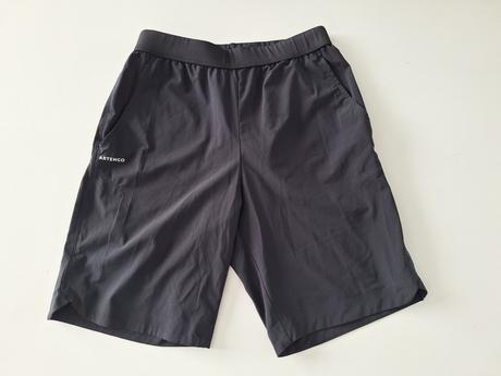 Športové šortky, decathlon,152