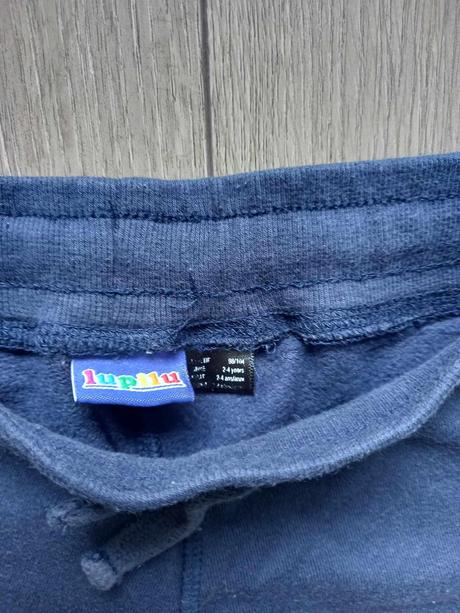 Tepláky 98/104, lupilu,98