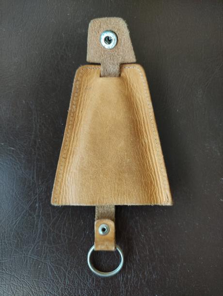 Kožená kľúčenka,