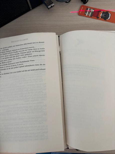 Rebecca yarros - železný plameň,