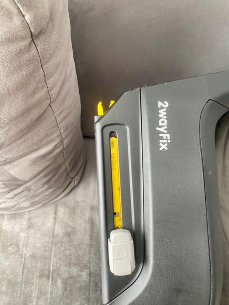 Maxi cosi základňa (base) 2wayfix, maxi cosi