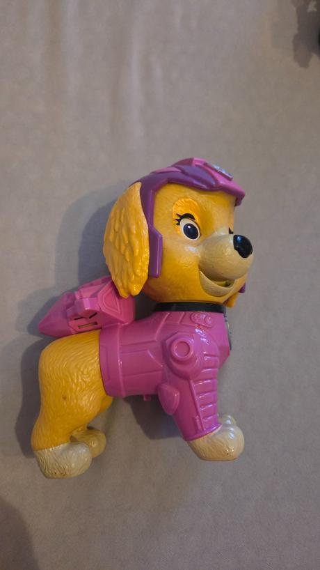 Skye - interaktivna figurka / labkova patrola, 