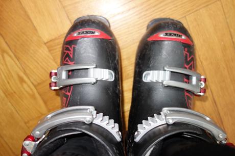 Detské nastaviteľné lyžiarky 30-35, roces