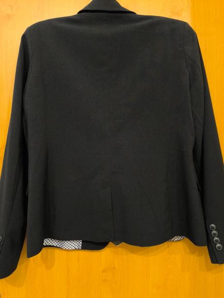 Sako esmara, esmara,44