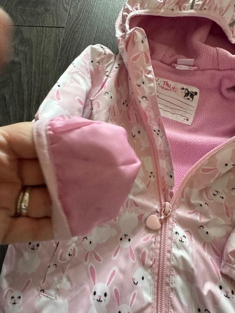 Nadherna bunda so zajacikmi, dopodopo,92