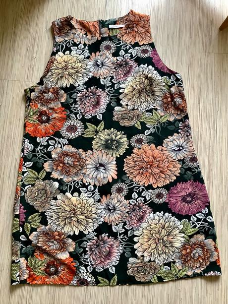 Pekne saty glamorous, 50