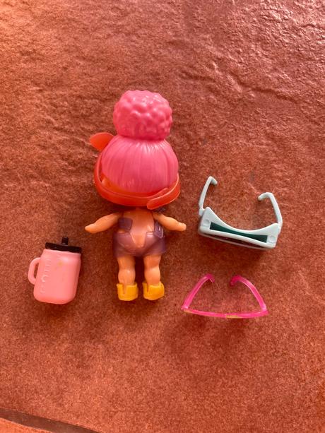 Lol babika a dvoje okuliare,