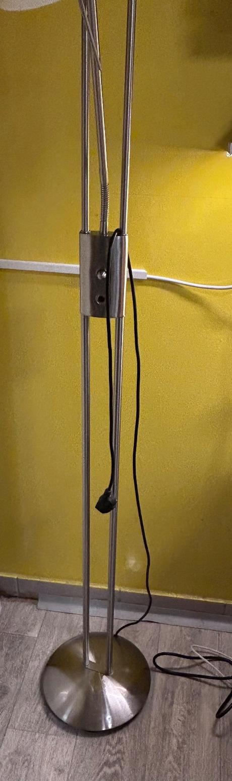 Stojaca lampa, 