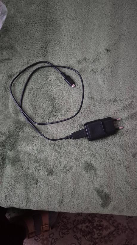 Kabel lg k mobilu, lg