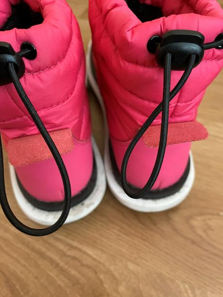 Snehule, tommy hilfiger,40