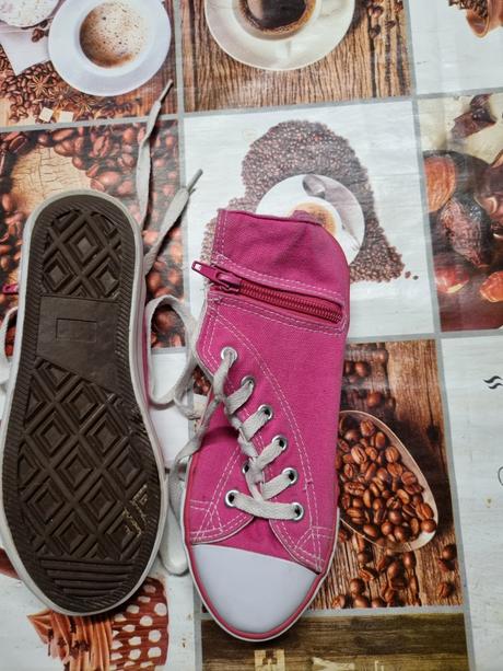 Dievčenské plátenné tenisky, 33