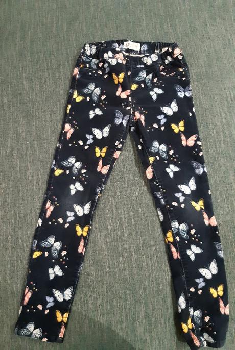 Menčestrove nohavice, h&m,128