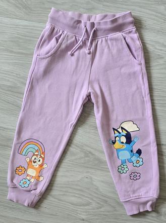 Tepláky bluey, tesco,104