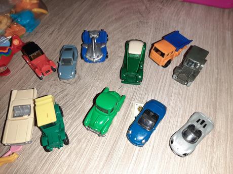 Zbierka kinderiek, retro, 