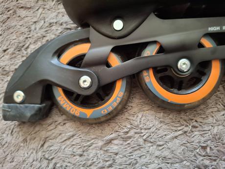 Kolieskove korčule, crivit,42