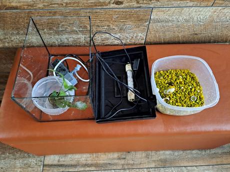 Akvárium so príslušenstvom, 