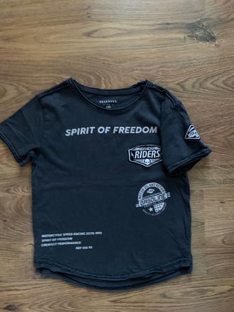 Tricko, reserved,110