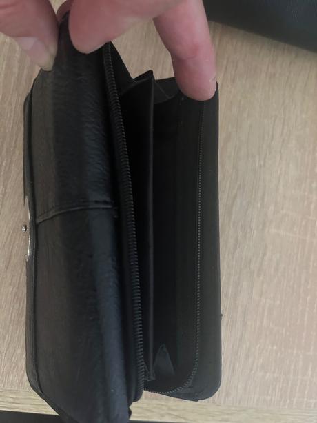 Dámska peňaženka, 