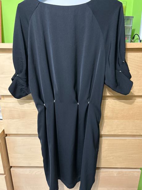 Zaujímavé šaty s vreckami-l, l